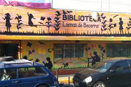 Biblioteca Pública Lomas de Becerra